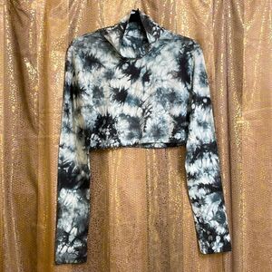 PINK Victorias Secret Chloe x Halle tie dye long sleeve crop top, size XL NWOT